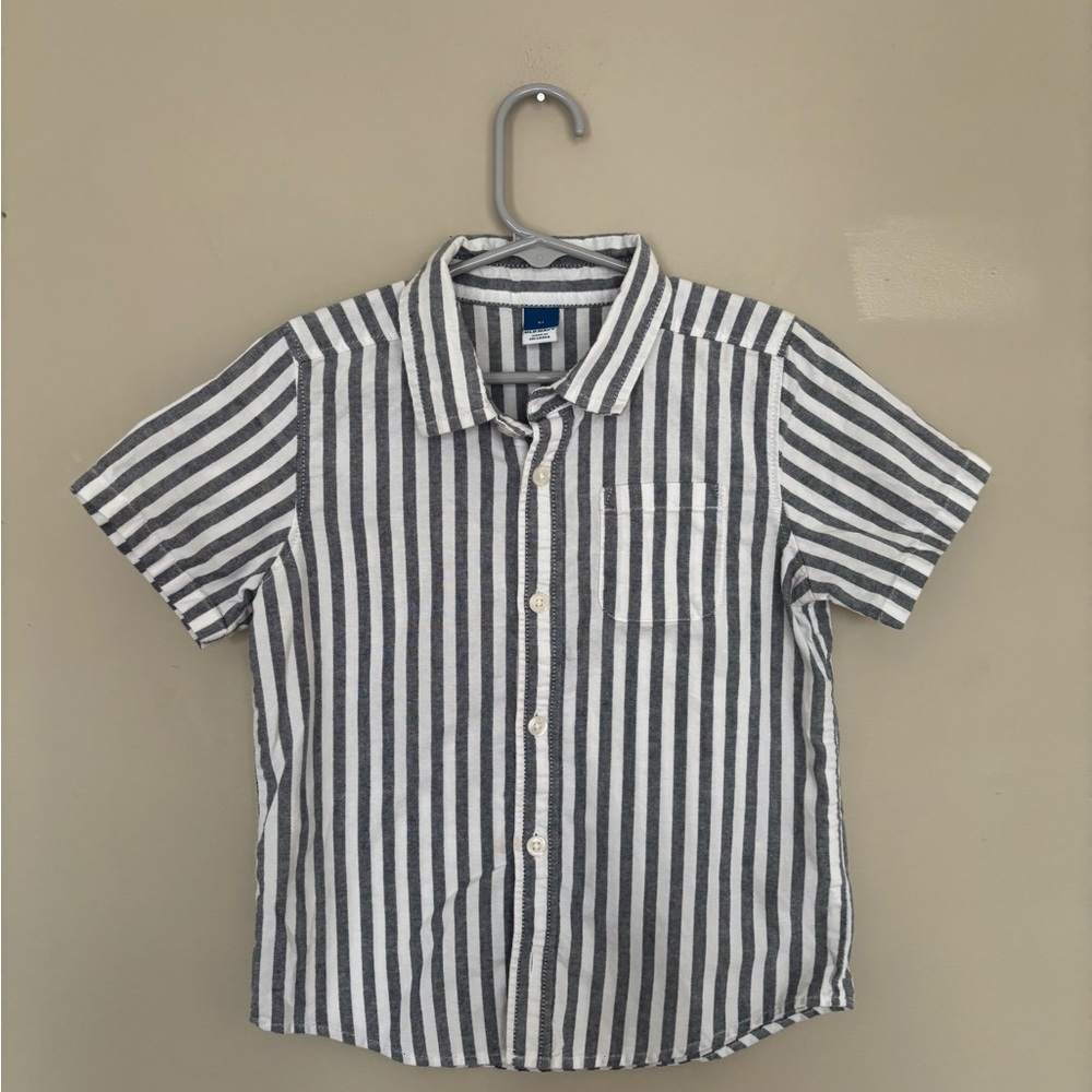 100% Cotton Old Navy Boys Short Sleeve Button-Down Shirt - White & Gray Stripes